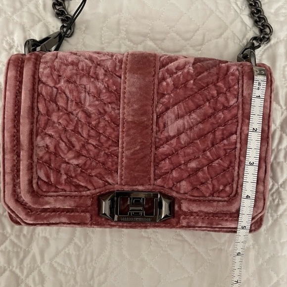 Rebecca Minkoff Chevron Quilted Small Love Crossbody Velvet Soft Pink - Picture 7 of 7